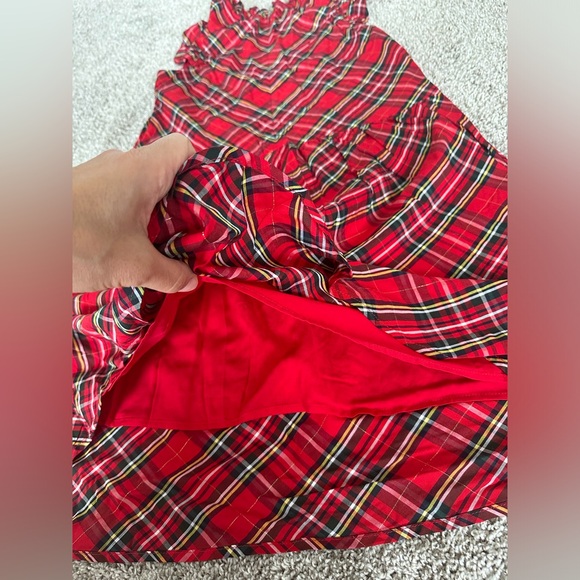 NWT Vineyard Vines Plaid Ruffle Tiered Dress Red Velvet Rayon Metallic - Picture 10 of 12